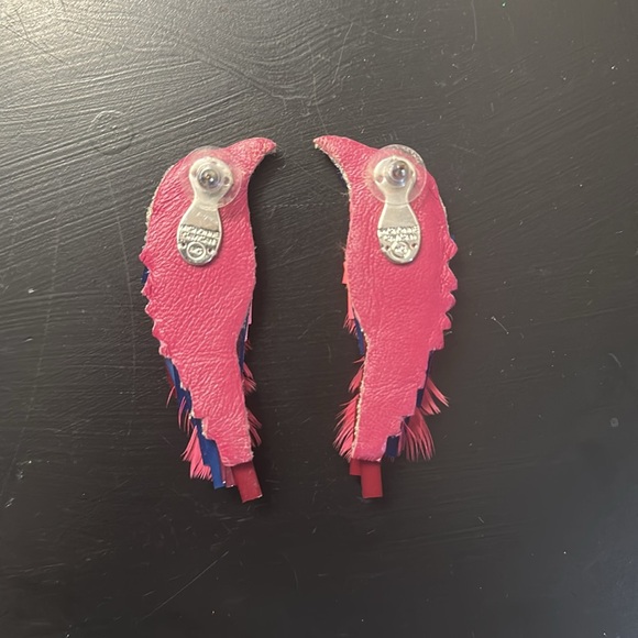 Mignonne Gavigan Fuschia Bird Earrings Beaded Sequin - Picture 4 of 4